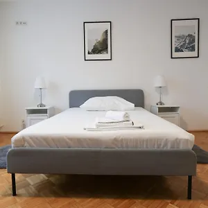 Retro In The Center. Apartment